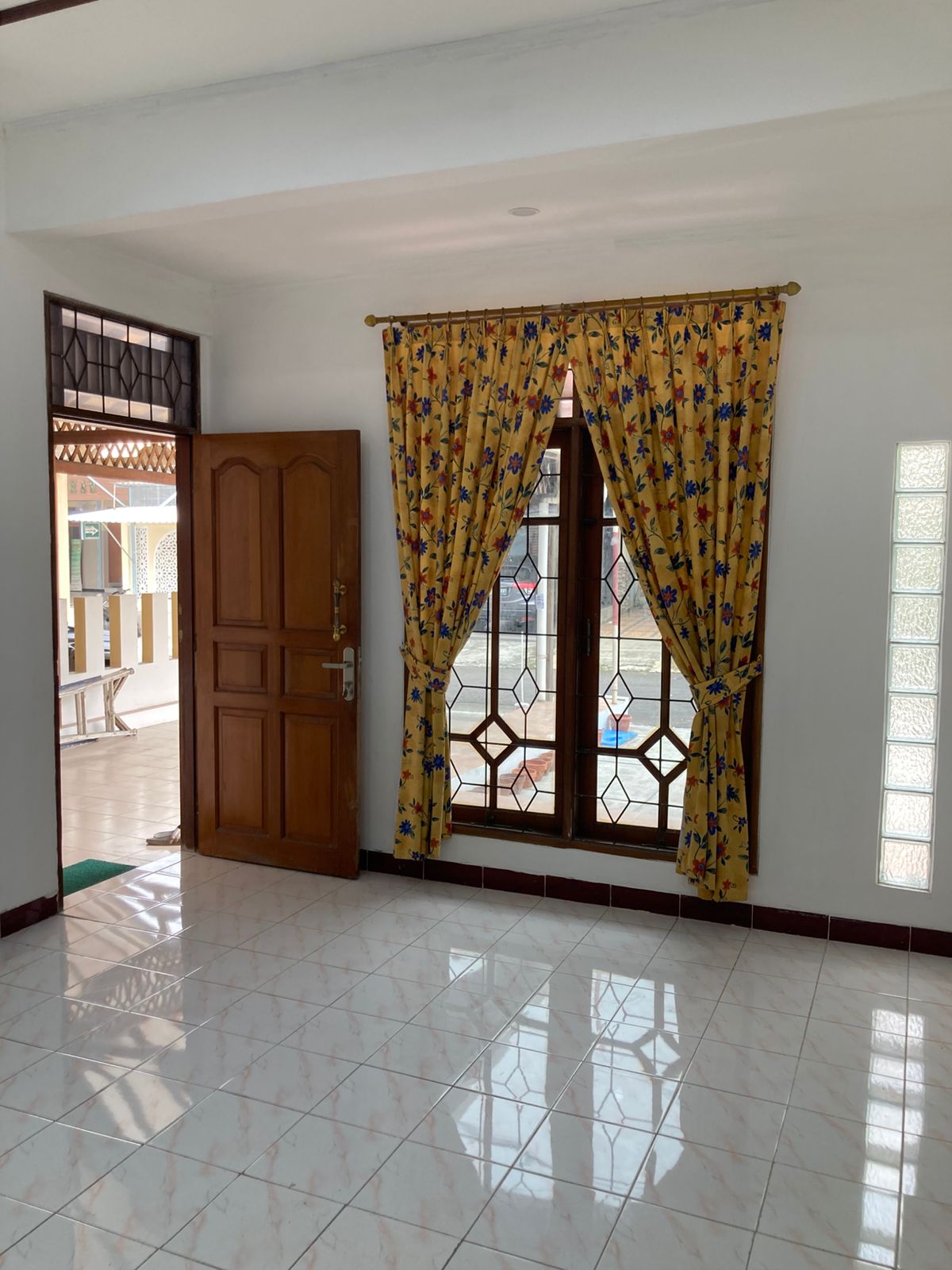 Rumah Disewakan di Cluster Meadow Green Lippo Cikarang